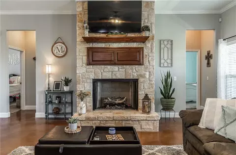 346 Easy Rd, West, TX 76691 photo 14