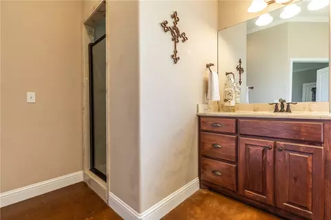346 Easy Rd, West, TX 76691 photo 34