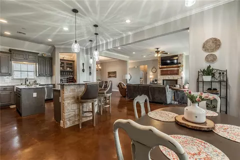 346 Easy Rd, West, TX 76691 photo 21