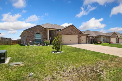 2904 Keathley Dr, Lorena, TX 76655