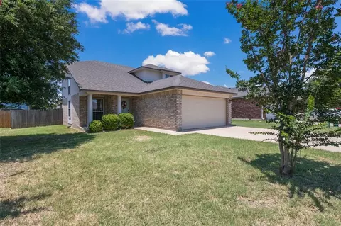 10124 Barton Creek Dr, Waco, TX 76708