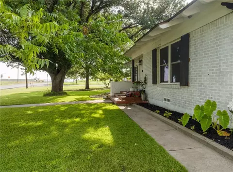 808 E Main St, Itasca, TX 76055 photo 2