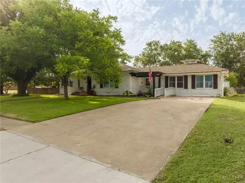 808 E Main St, Itasca, TX 76055 photo 6