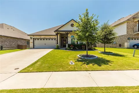 108 Caraway Dr, Woodway, TX 76712