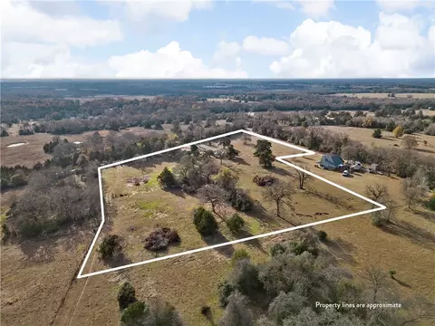 10735 White Rock Rd, Bremond, TX 76629