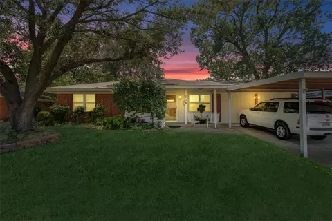 106 S Barbara St, Waco, TX 76705
