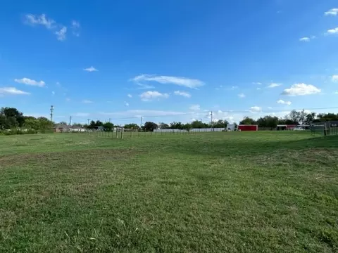 907 E Grayson, Mexia, TX 76667 photo 74