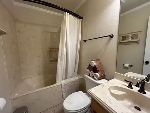 907 E Grayson, Mexia, TX 76667 photo 31