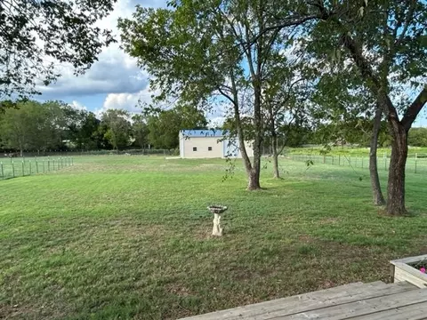 907 E Grayson, Mexia, TX 76667 photo 67