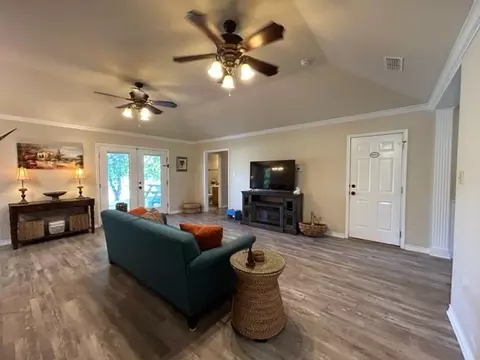 907 E Grayson, Mexia, TX 76667 photo 14