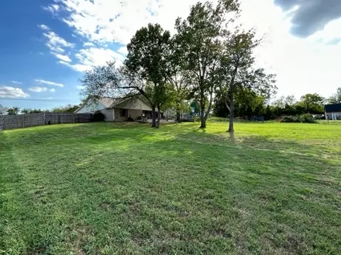907 E Grayson, Mexia, TX 76667 photo 71