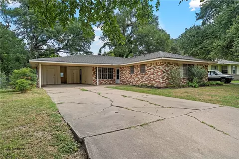 125 Neumann Dr, Marlin, TX 76661
