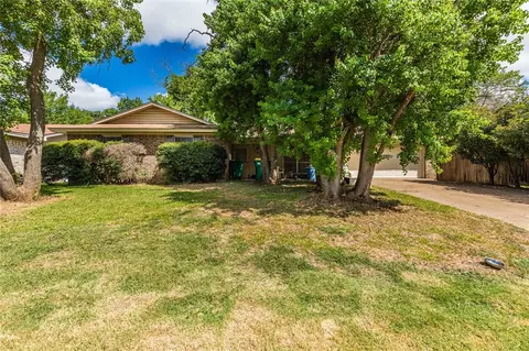 709 Dogwood St, Robinson, TX 76706
