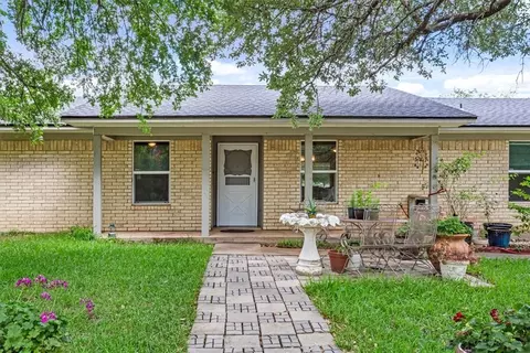 419 Overlook Rd, Valley Mills, TX 76689