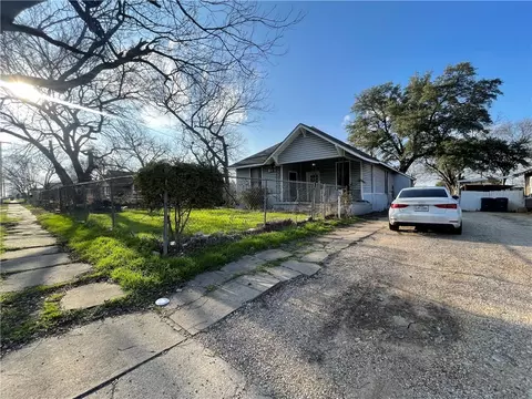 1545 Alexander Ave, Waco, TX 76708 photo 2