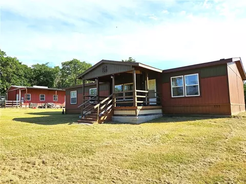 260 Lcr 777, Groesbeck, TX 76642