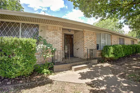 306 Live Oak St, Valley Mills, TX 76689