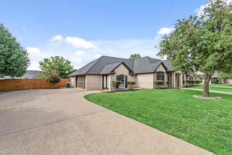 5608 Landsdown Dr, Waco, TX 76708 photo 4
