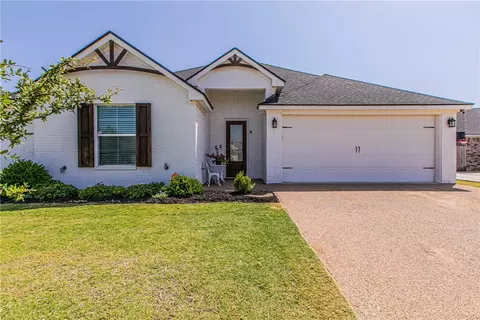 10301 T Bury Ln, Waco, TX 76708