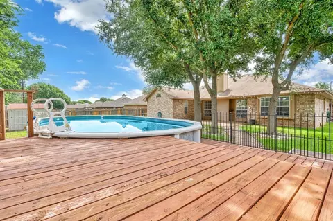10601 Apache Dr, Waco, TX 76712