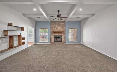 10601 Apache Dr, Waco, TX 76712 photo 4