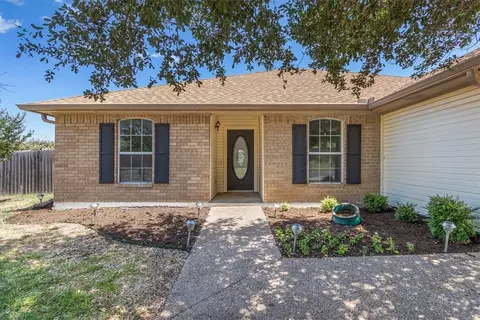 4405 Lacey Cir, Waco, TX 76708 photo 5