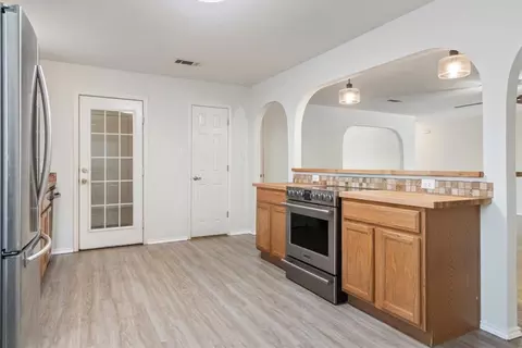 4405 Lacey Cir, Waco, TX 76708 photo 15