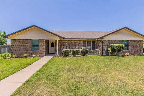 533 Jancy Dr, Robinson, TX 76706