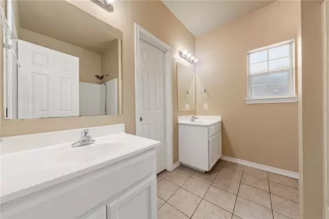 10329 Peony Ln, Waco, TX 76708 photo 12