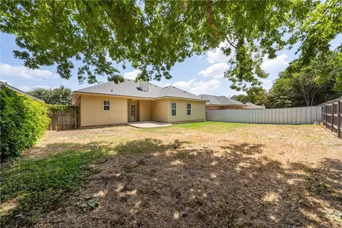 10329 Peony Ln, Waco, TX 76708 photo 21