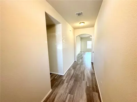 3000 Beutel Rd, Lorena, TX 76655 photo 3