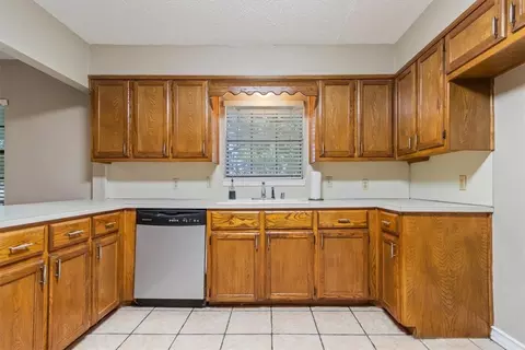 280 B B Burt, Waco, TX 76708 photo 9