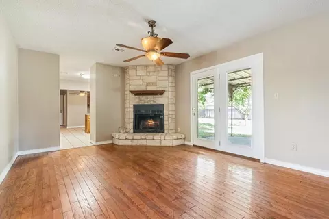 280 B B Burt, Waco, TX 76708 photo 4