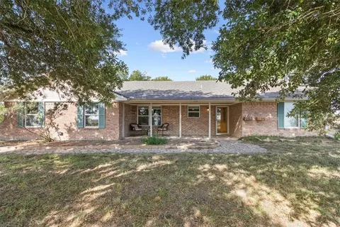 2368 Southwinds Dr, Lorena, TX 76655