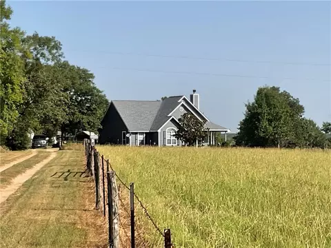 10675 Whiterock Rd, Bremond, TX 76629