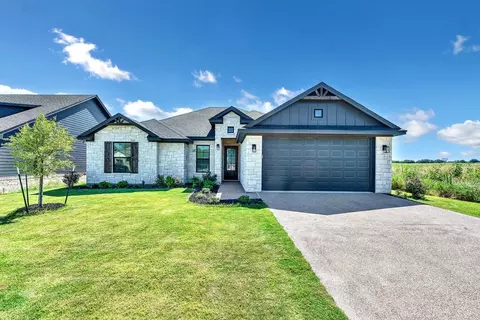 10256 Fallen Leaf Dr, Waco, TX 76712