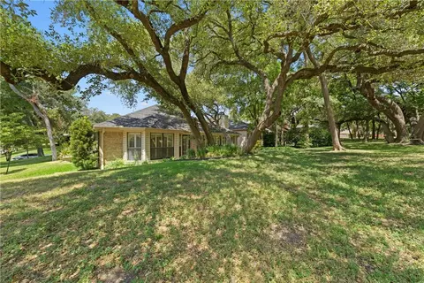 2915 Chimney Hill Dr, Waco, TX 76708 photo 16