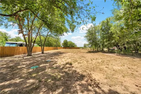 842 Cobbs Ln, Waco, TX 76708 photo 17