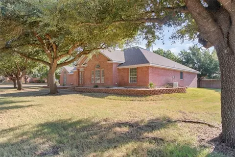 405 Gibraltar Ln, Lorena, TX 76655 photo 3