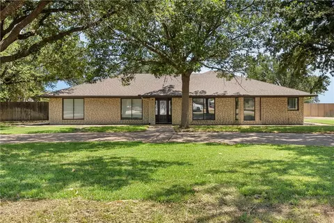 735 Willow Grove Rd, Woodway, TX 76712