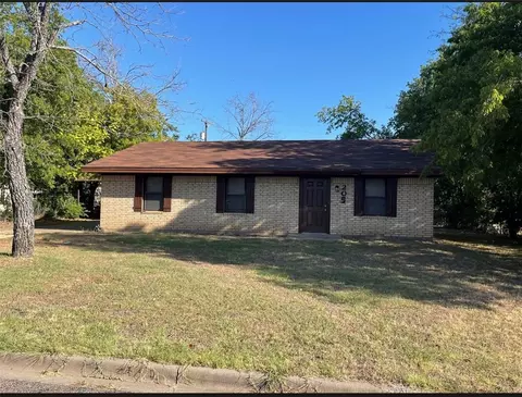 205 W Foster Ave, Robinson, TX 76706