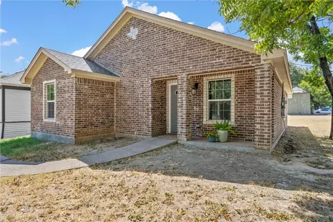 2120 Parrott Ave, Waco, TX 76707