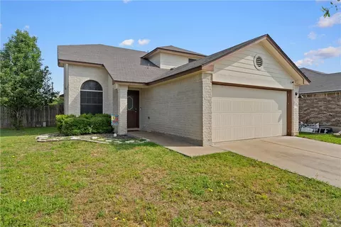 10149 China Creek Dr, Waco, TX 76708