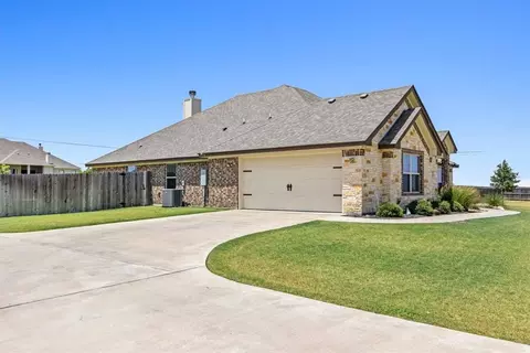 114 Ralynn Dr, Lorena, TX 76655 photo 4