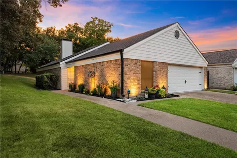 3229 Brannon Dr, Waco, TX 76710