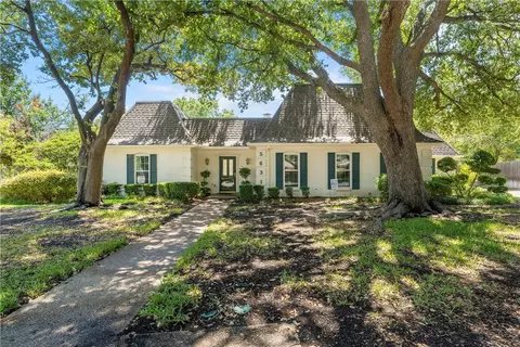 5631 Lake Jackson Dr, Waco, TX 76710