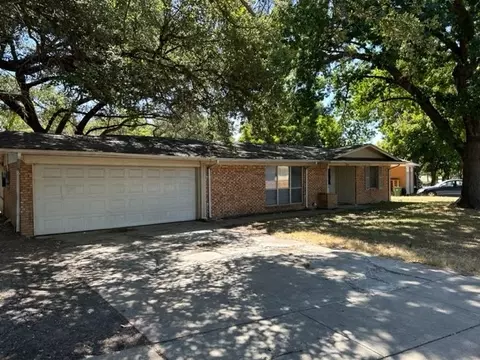 1825 Mountainview Dr, Waco, TX 76710