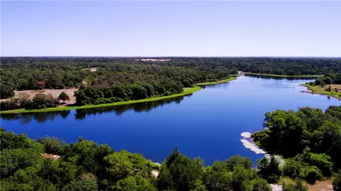 896 Lcr 444 Rd, Groesbeck, TX 76642