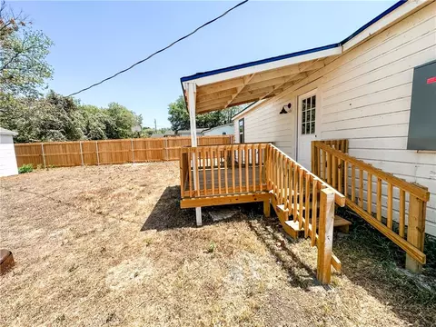 10611 Mesa Dr, Waco, TX 76708 photo 8