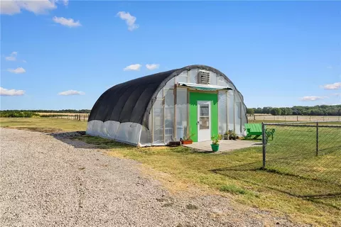 357 Cr 168, Mart, TX 76664 photo 32